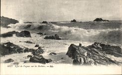 CPA Effet de Vagues sur les Rochers