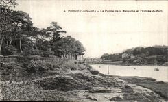 CPA Pornic La Pointe de la Malouine et l Entree du Port