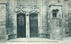 Puerta de Guerande Colleglale Aubin de la POSTAL de la VENDIMIA y External santos de Chaire