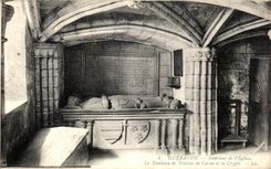 POSTAL Guerande interior de la VENDIMIA de L iglesia la tumba de Tristan de Carnet y la cripta