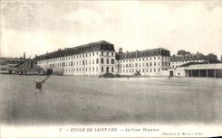 VINTAGE POSTCARD School Of Cyr Saint the Court Wagram Militaria