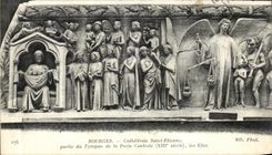 La catedral Etienne de Bourges de la POSTAL de la VENDIMIA Saint salio el timpano de la parte central de los cargos electos