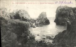 VINTAGE POSTCARD Pouliguen has Batz Etude Rocks