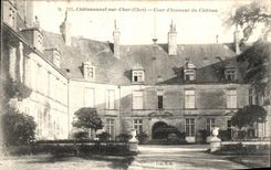 VINTAGE POSTCARD Chateauneuf On Dear Cour D Honneur Of the Castle