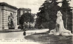 CPA Toulouse Jardins des Plantes Fontaine Garonne et Ariege Statue A sylvestre 