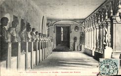 CPA Toulouse Cloitre Du Musee Galerie Des Bustes 