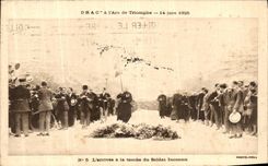 CPA Darc a l Arc de Triomphe 14 juin 1925 L arrivee a la tombe du solda tinconnu 