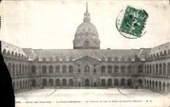 VINTAGE POSTCARD Paris L Hotel of the Invalids the Court D Honor