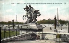 CPA Paris Place de la Concorde et Victoire equestre de Coysevox