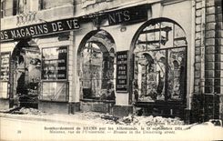 CPA Bombardement de Reims Par Les Allemands Maisons rue de l Universite Militaria