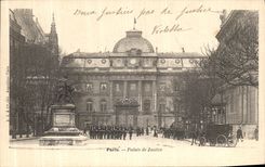 CPA Paris Palais de Justice Militaria