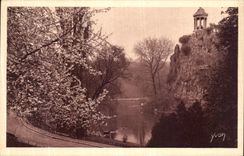 VINTAGE POSTCARD Paris the Park of Butt Chaumont