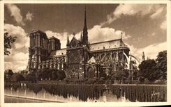 POSTAL Paris de la VENDIMIA mientras que da un paseo Notre Dame