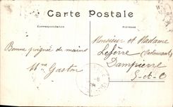 VINTAGE POSTCARD Paris Suffers It Palate of the Champs Elysees