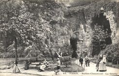 VINTAGE POSTCARD Paris Chaumont Hillocks the Cave
