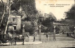 VINTAGE POSTCARD Paris Hillocks Chaumont Main entrance