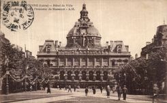 VINTAGE POSTCARD Sainte Etienne Town hall
