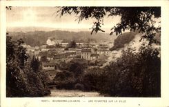VINTAGE POSTCARD Bourbonne Les Bains an Escape On the City