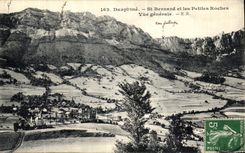 VINTAGE POSTCARD Dauphine St Bernard and Small Rocks View