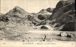 VINTAGE POSTCARD Dauphine Belledonne Small Domenon