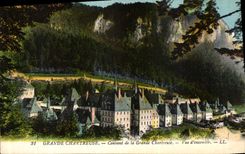 POSTAL D vista cria chartreuse grande de la VENDIMIA junto