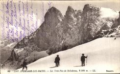 VINTAGE POSTCARD surroundings D Uriage Les Bains Three Pice de Belledonne