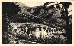 Entrada principal chartreuse grande de Dauphine de la POSTAL de la VENDIMIA del convento