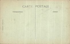 VINTAGE POSTCARD Castle Of Chantilly Court D Honor