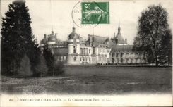 VINTAGE POSTCARD Castle Of Chantilly the Castle seen of the park