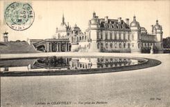 VINTAGE POSTCARD Castle of Chantilly Seen from of the floor