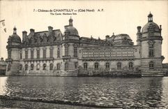 VINTAGE POSTCARD Castle of Chantilly