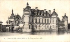 VINTAGE POSTCARD Castle of Chantilly the northern Frontage Is