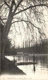 VINTAGE POSTCARD Chantilly Seen of the Park