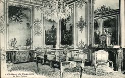 VINTAGE POSTCARD Castle of Chantilly the small living room
