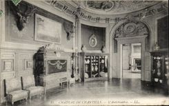 VINTAGE POSTCARD Castle of Chantilly L anteroom