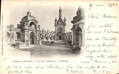 VINTAGE POSTCARD Castle of Chantilly the Court D Honor