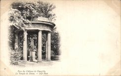 VINTAGE POSTCARD Castle of Chantilly the temple of Diane Avoids