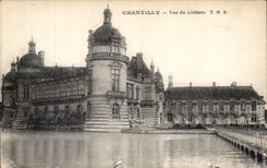 VINTAGE POSTCARD Chantilly Seen of the Castle