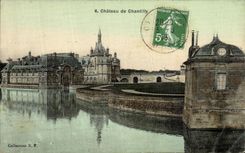 VINTAGE POSTCARD Castle of Chantilly