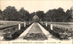 VINTAGE POSTCARD Castle of Chantilly L Island D Love