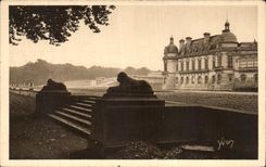 VINTAGE POSTCARD Soft France Castle of Chantilly the castle seen of the park