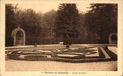 VINTAGE POSTCARD Chantilly the Castle Garden of Sylvle
