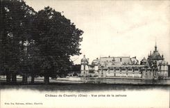 VINTAGE POSTCARD Castle of Chantilly Seen from of the Lawn