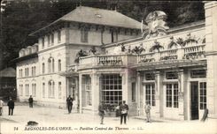 CPA Bagnoles de l Orne Pavillon Central des thermes