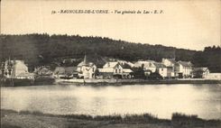 CPA Bagnoles de l Orne Vue generale du Lac