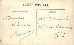 VINTAGE POSTCARD Castle Of Chantilly the Castle Seen of the Park