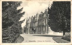 VINTAGE POSTCARD Chantilly Castle of the Fountains
