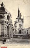 VINTAGE POSTCARD Castle Of Chantilly La Chapelle