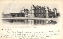VINTAGE POSTCARD Castle Of Chantilly Seen from of the floor