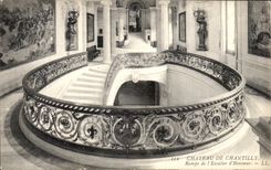 VINTAGE POSTCARD Castle Of Chantilly Crawls of L staircase D honor